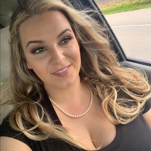 Meet your Posher, Sydney